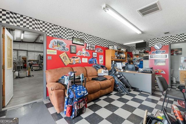 375 Dasher Street, Lyons, GA 30436