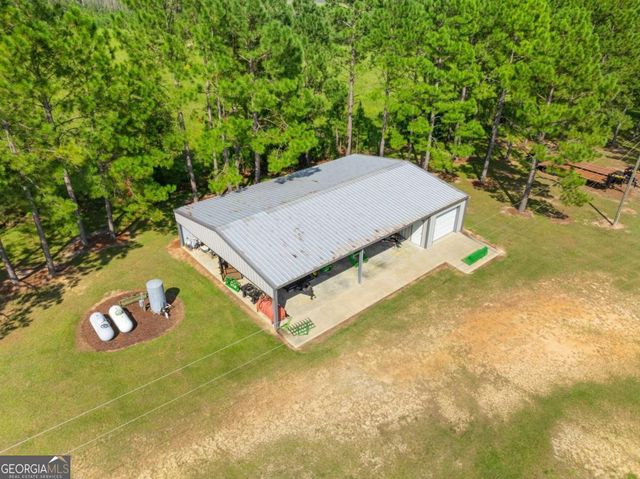 375 Dasher Street, Lyons, GA 30436
