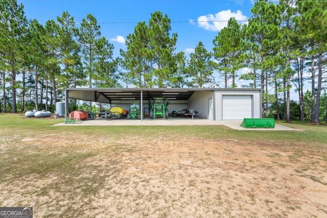 375 Dasher Street, Lyons, GA 30436
