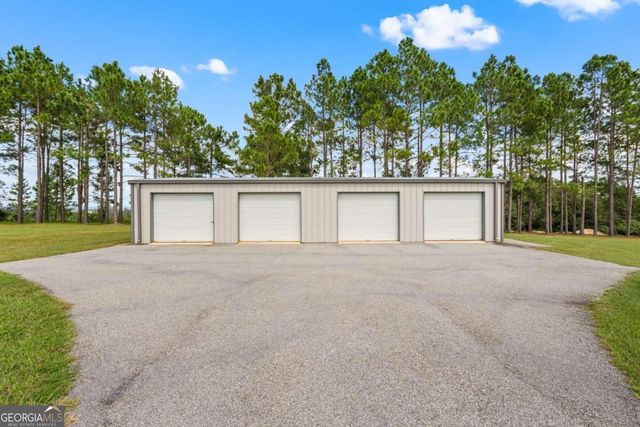375 Dasher Street, Lyons, GA 30436