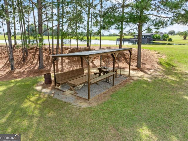 375 Dasher Street, Lyons, GA 30436