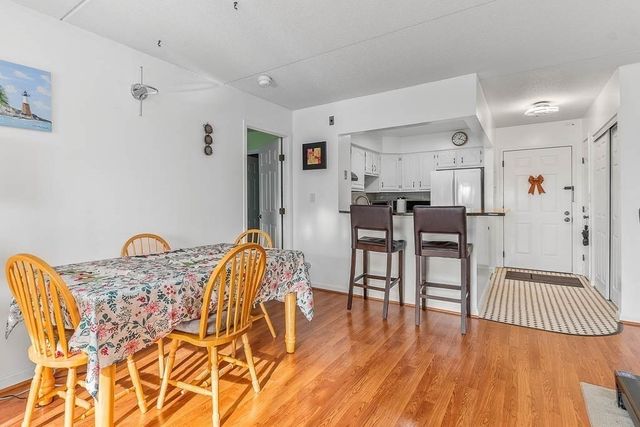 4975 Washington 306, Boston, MA 02132