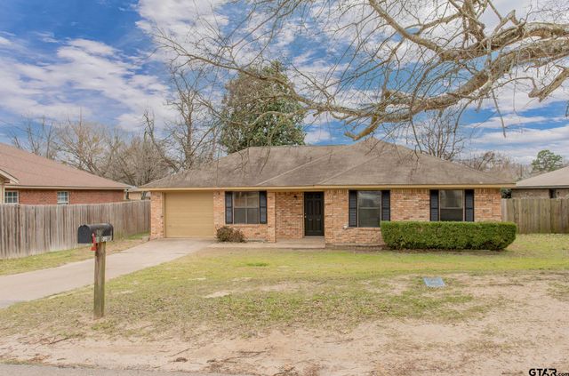 308 Crosby, Lindale, TX 75771