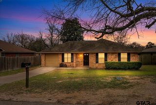 308 Crosby, Lindale, TX 75771
