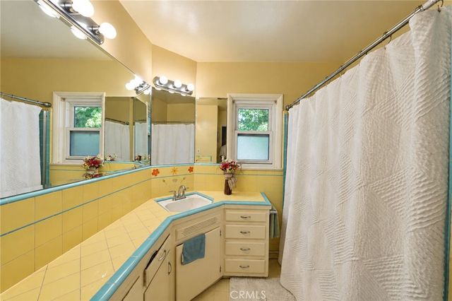 2989 Ladera Road, San Bernardino, CA 92405