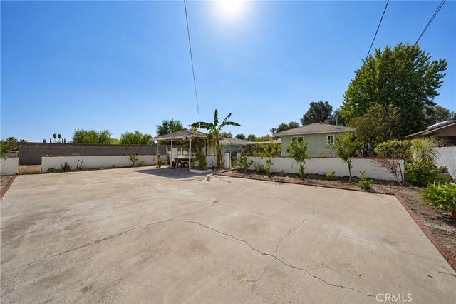 2989 Ladera Road, San Bernardino, CA 92405