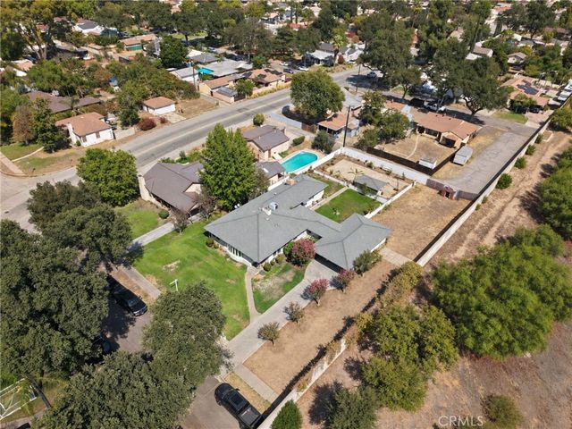 2989 Ladera Road, San Bernardino, CA 92405
