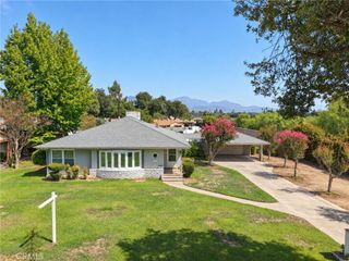 2989 Ladera Road, San Bernardino, CA 92405