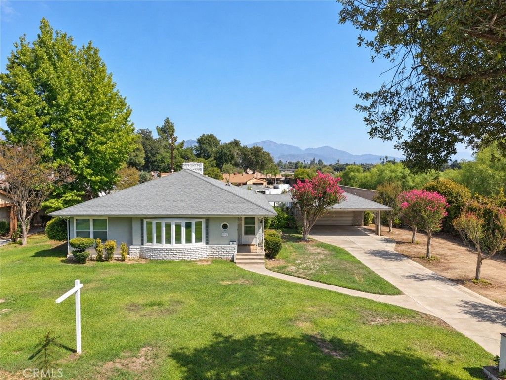 2989 Ladera Road, San Bernardino, CA 92405