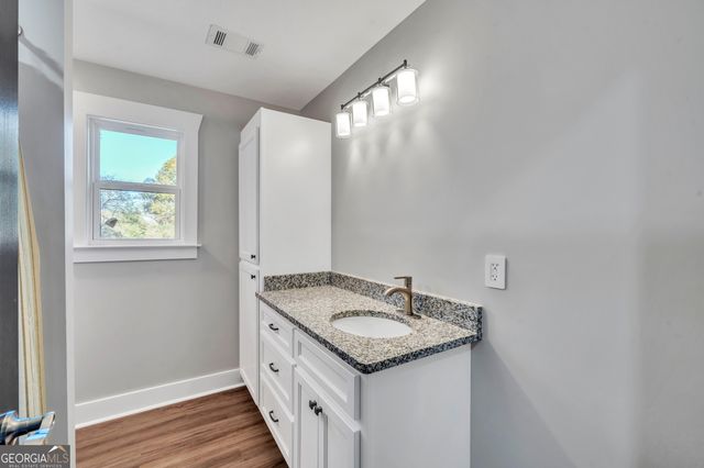 725 Arrowhead Road, Dublin, GA 31021