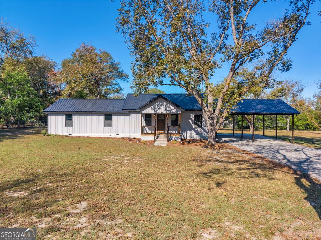725 Arrowhead Road, Dublin, GA 31021