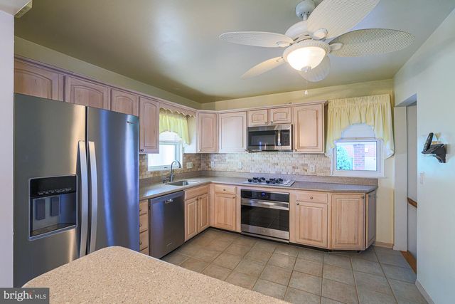 1522 BRIAN RD, Baltimore, MD 21237