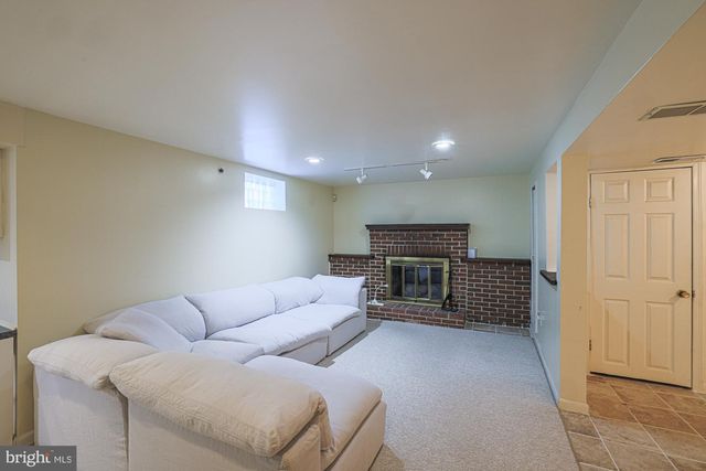 1522 BRIAN RD, Baltimore, MD 21237