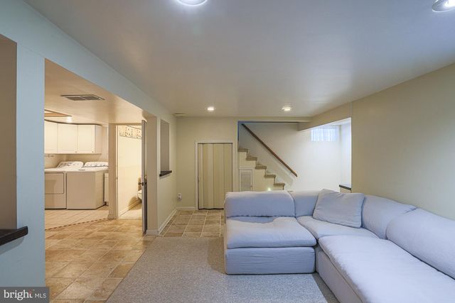 1522 BRIAN RD, Baltimore, MD 21237