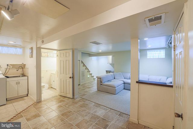 1522 BRIAN RD, Baltimore, MD 21237