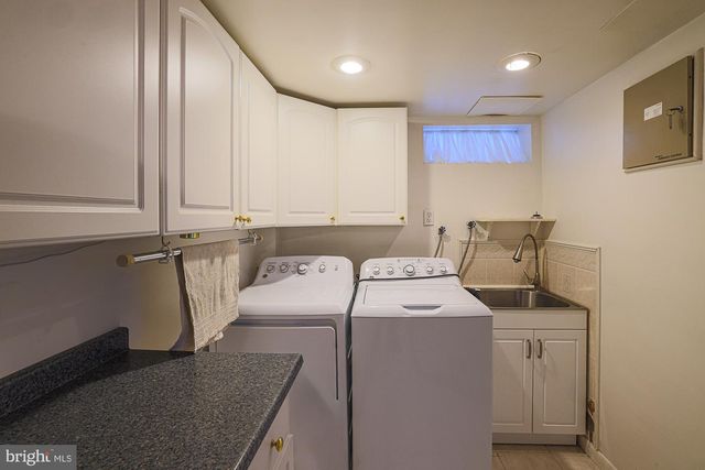 1522 BRIAN RD, Baltimore, MD 21237