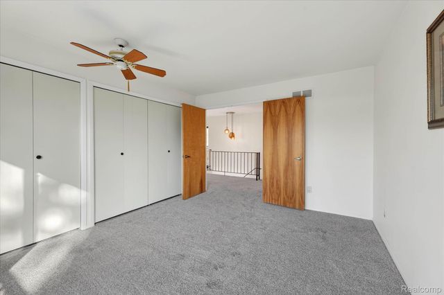 18268 University Park Drive, Livonia, MI 48152