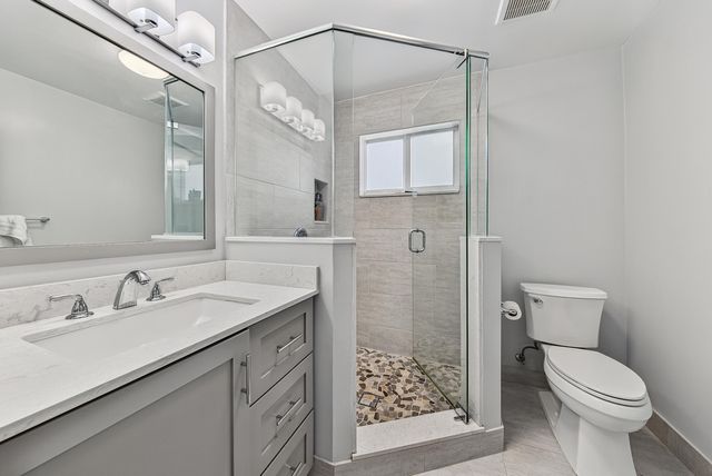 121 NE 55th Street, Oakland Park, FL 33334