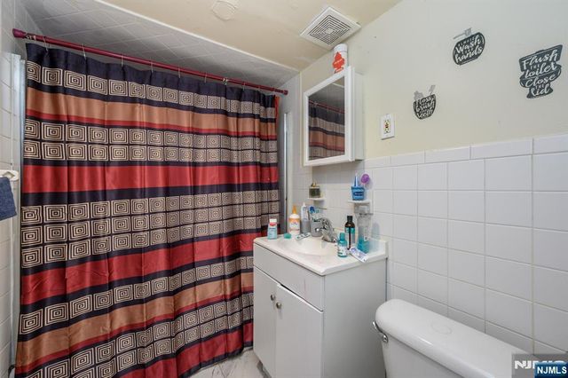 427-429 N 12th Street, Newark, NJ 07107