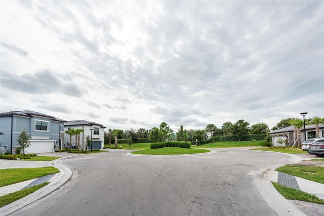 4412 Silverwood Lane S, Oakland Park, FL 33309
