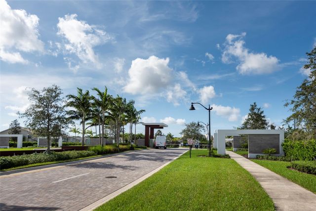 4412 Silverwood Lane S, Oakland Park, FL 33309