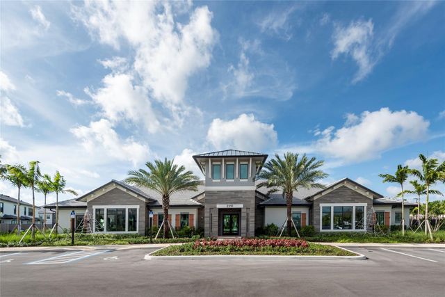 4412 Silverwood Lane S, Oakland Park, FL 33309