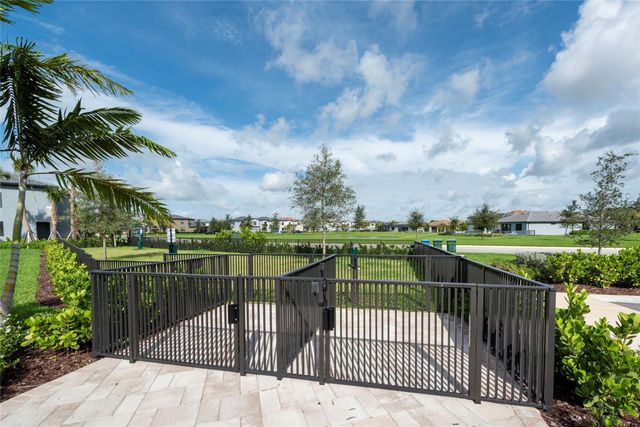 4412 Silverwood Lane S, Oakland Park, FL 33309