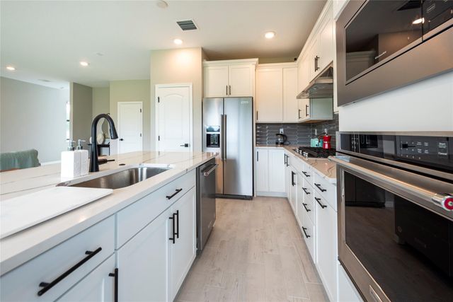 4412 Silverwood Lane S, Oakland Park, FL 33309