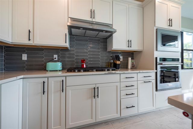 4412 Silverwood Lane S, Oakland Park, FL 33309