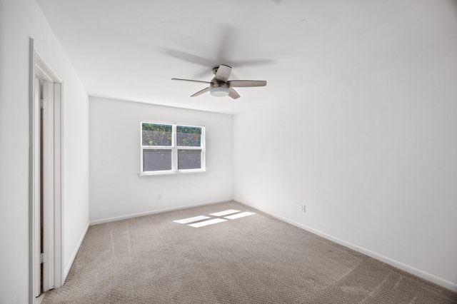 32 Mellow Leaf Court, The Woodlands, TX 77381