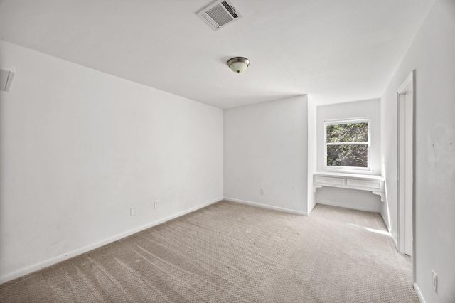 32 Mellow Leaf Court, The Woodlands, TX 77381