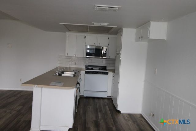 109 Manning Drive, Copperas Cove, TX 76522