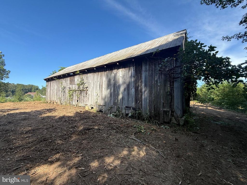 4470 HARVEST LN, Huntingtown, MD 20639