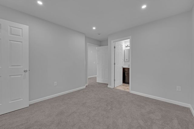 14 Hillside Road, Northborough, MA 01532