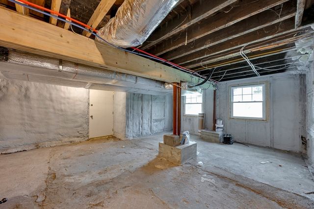 14 Hillside Road, Northborough, MA 01532
