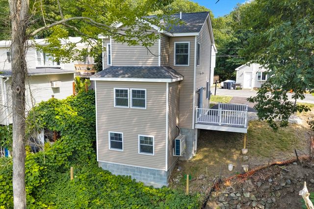 14 Hillside Road, Northborough, MA 01532