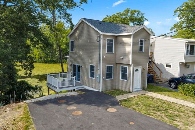 14 Hillside Road, Northborough, MA 01532