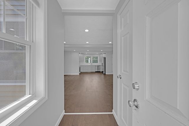 14 Hillside Road, Northborough, MA 01532