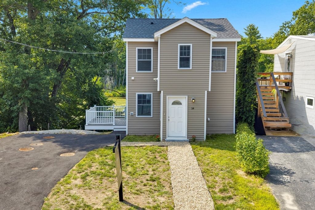 14 Hillside Road, Northborough, MA 01532