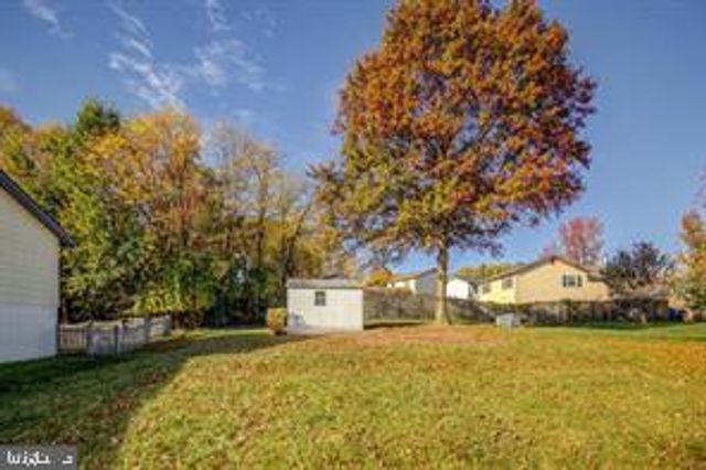 203 KEYES CT, Sterling, VA 20164