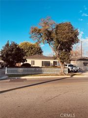 905 W Mcfadden, Santa Ana, CA 92707