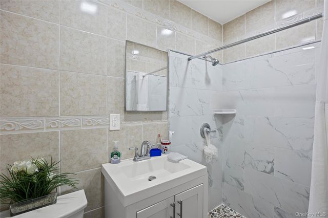 79 Union Place, Hempstead, NY 11550