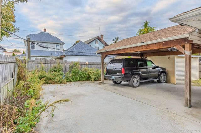 79 Union Place, Hempstead, NY 11550