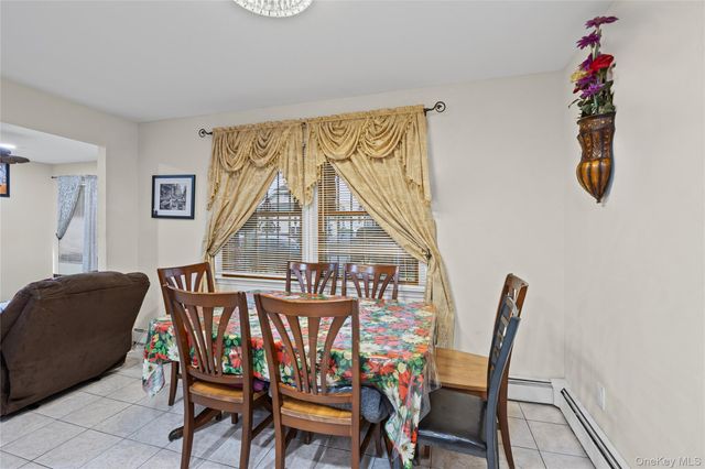 79 Union Place, Hempstead, NY 11550