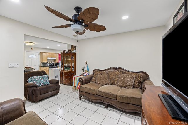 79 Union Place, Hempstead, NY 11550