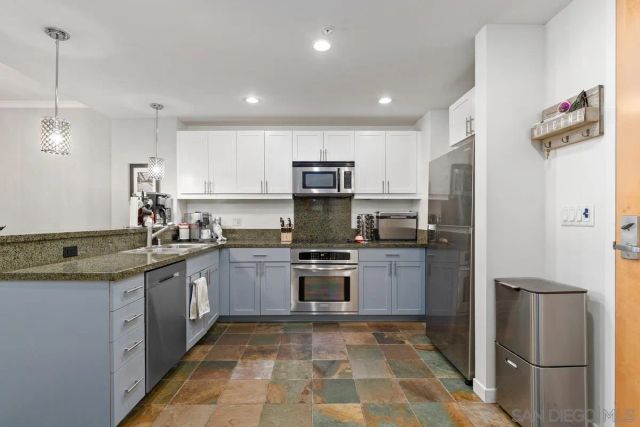 1150 J Street 218, San Diego, CA 92101