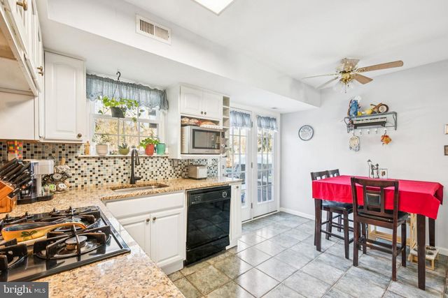 55 BRECKENRIDGE DR, Sicklerville, NJ 08081