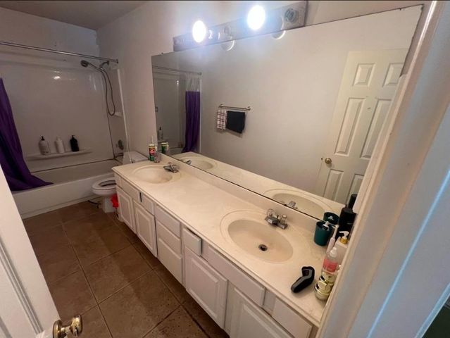 7211 Oak Walk Drive, Humble, TX 77346