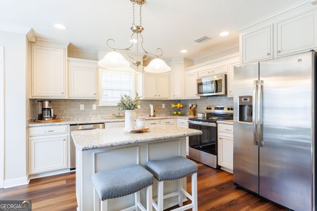 4175 Silver Glen, Hahira, GA 31632