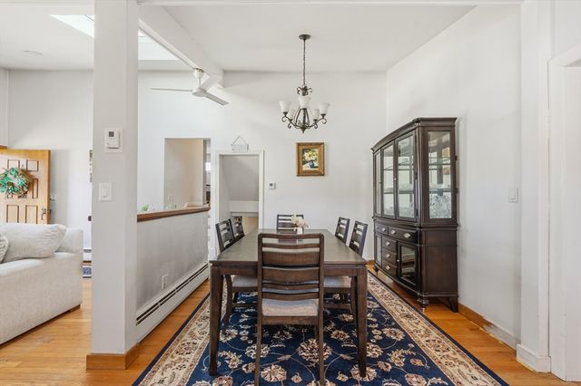 16 Manor Ave, Burlington, MA 01803